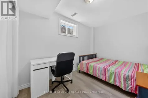 264 Holbeach Court Waterloo ON N2J 4Y7
