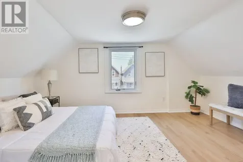 88 Chestnut Avenue Hamilton (gibson) ON L8L 6K9