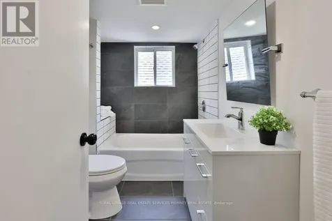 88 Chestnut Avenue Hamilton (gibson) ON L8L 6K9