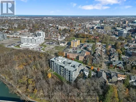 77 Yates Street St. Catharines (downtown) ON L2R 0C4