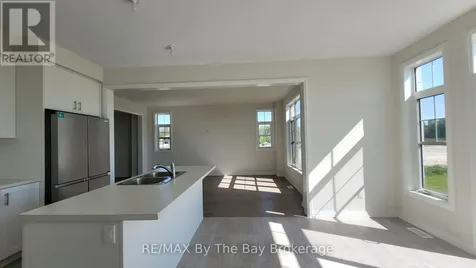 194 Union Boulevard Wasaga Beach ON L9Z 0N9