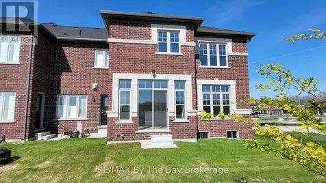 194 Union Boulevard Wasaga Beach ON L9Z 0N9
