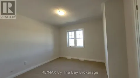 194 Union Boulevard Wasaga Beach ON L9Z 0N9