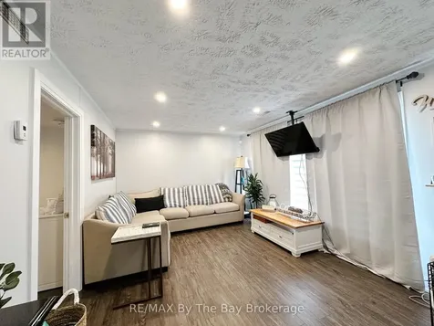 339 Zoo Park Road Wasaga Beach ON L9Z 1S7
