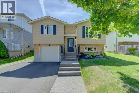143 Dawn Crescent Cambridge ON N3C 3X3