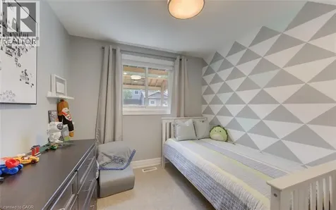 143 Dawn Crescent Cambridge ON N3C 3X3