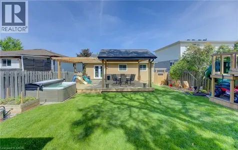 143 Dawn Crescent Cambridge ON N3C 3X3