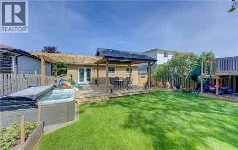 143 Dawn Crescent Cambridge ON N3C 3X3