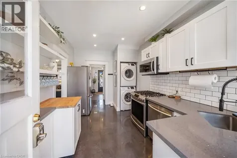 30 Lottridge Street Hamilton ON L8L 6T5