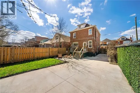 30 Lottridge Street Hamilton ON L8L 6T5