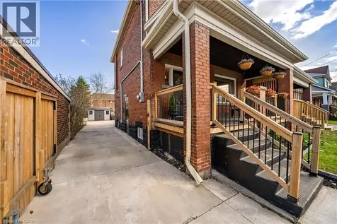 30 Lottridge Street Hamilton ON L8L 6T5