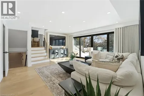 1316 Dundas Street Burlington ON L7P 0S6