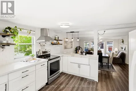 18 Armstrong Avenue Scugog ON L0B 1L0
