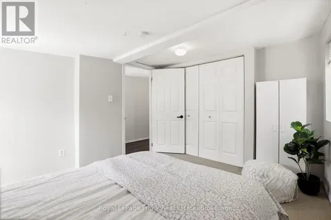 18 Armstrong Avenue Scugog ON L0B 1L0