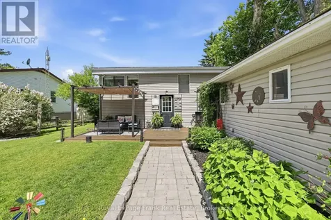 18 Armstrong Avenue Scugog ON L0B 1L0