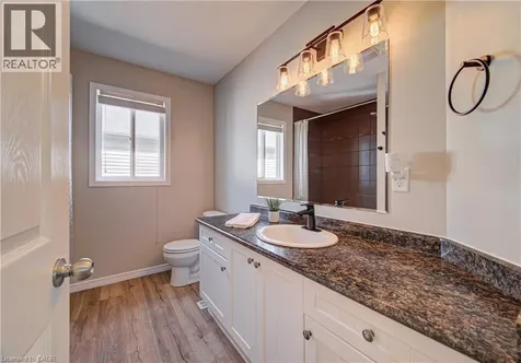 20 Walter Perry Place New Hamburg ON N3A 0B4