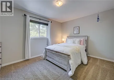 20 Walter Perry Place New Hamburg ON N3A 0B4