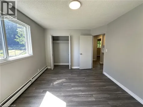 64 Oakwood Avenue Simcoe ON N3Y 1H6