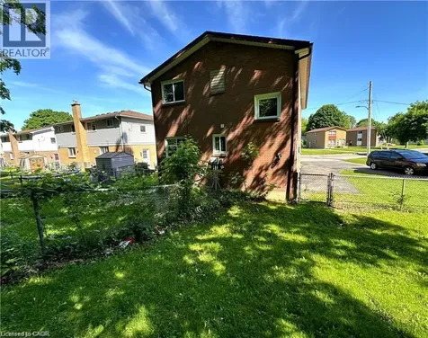 64 Oakwood Avenue Simcoe ON N3Y 1H6