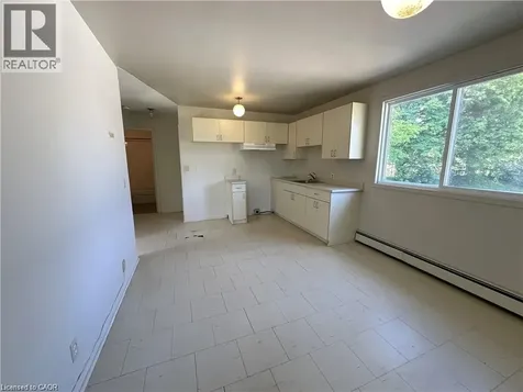 64 Oakwood Avenue Simcoe ON N3Y 1H6