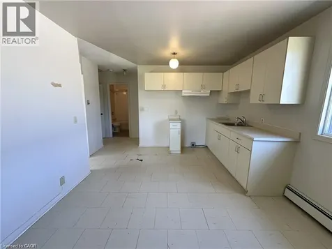 64 Oakwood Avenue Simcoe ON N3Y 1H6