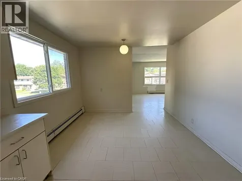 64 Oakwood Avenue Simcoe ON N3Y 1H6