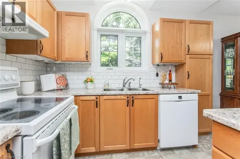 25 Bankside Drive Kitchener ON N2N 3M6