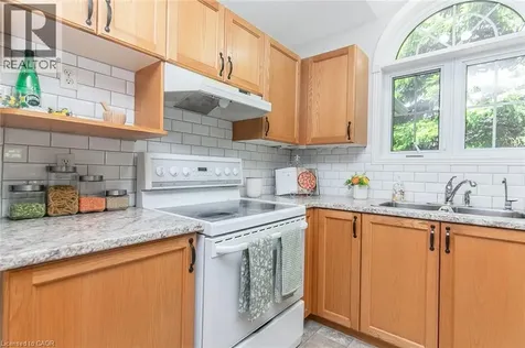 25 Bankside Drive Kitchener ON N2N 3M6