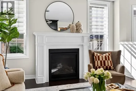 523 Terrace Way Oakville ON L6M 1N5