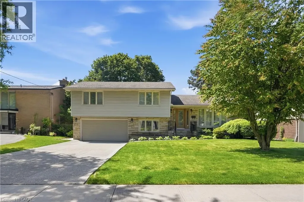 7 Braemar Place Hamilton ON L9C 1C9