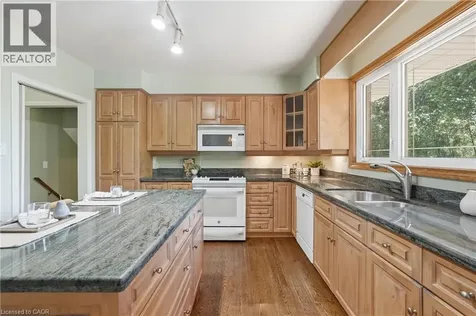 7 Braemar Place Hamilton ON L9C 1C9