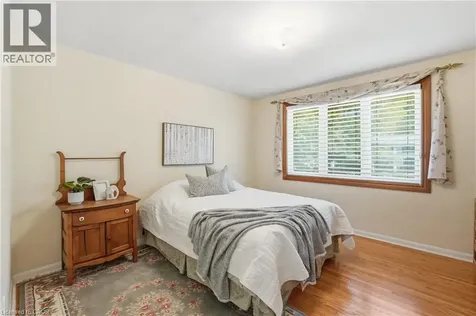 7 Braemar Place Hamilton ON L9C 1C9