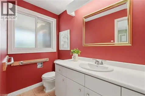 7 Braemar Place Hamilton ON L9C 1C9