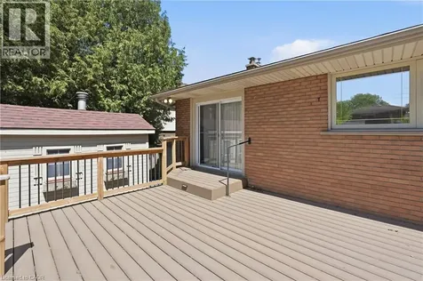 7 Braemar Place Hamilton ON L9C 1C9