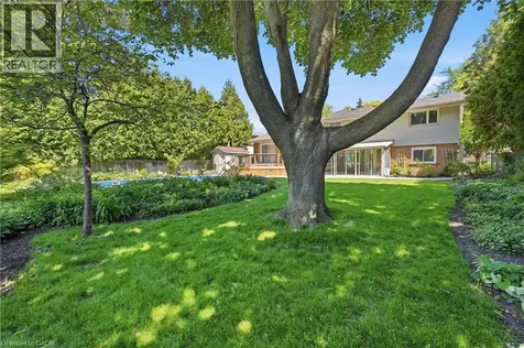 7 Braemar Place Hamilton ON L9C 1C9
