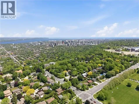 7 Braemar Place Hamilton ON L9C 1C9