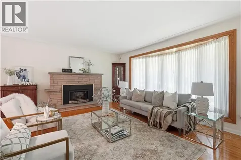 7 Braemar Place Hamilton ON L9C 1C9