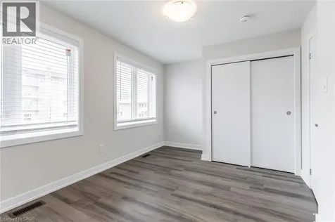 57 Markle Crescent Ancaster ON L8G 0H4