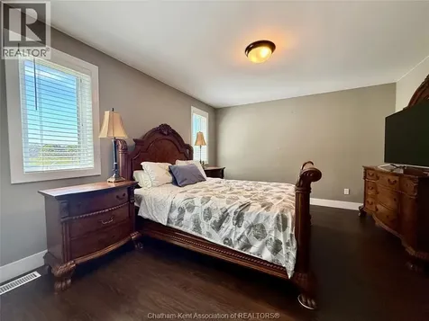 15 Lisgar Street Chatham ON N7M 5C7