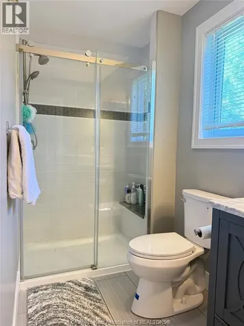 15 Lisgar Street Chatham ON N7M 5C7