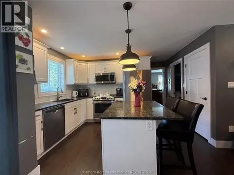 15 Lisgar Street Chatham ON N7M 5C7