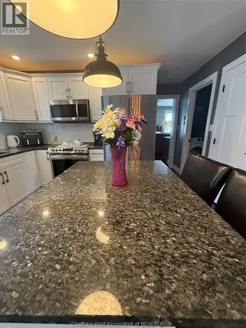 15 Lisgar Street Chatham ON N7M 5C7