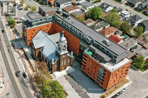 135 Barrette Street Ottawa ON K1L 7Z9
