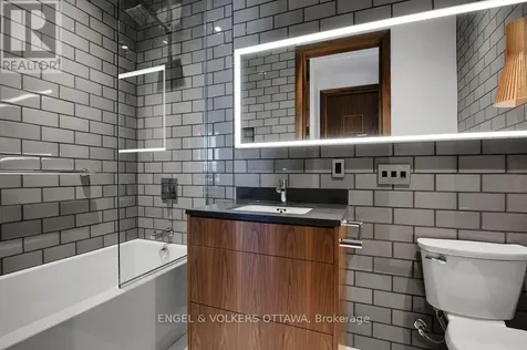 135 Barrette Street Ottawa ON K1L 7Z9