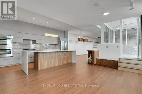 135 Barrette Street Ottawa ON K1L 7Z9