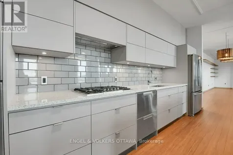135 Barrette Street Ottawa ON K1L 7Z9