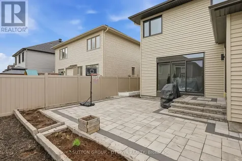824 Contour Street Ottawa ON K1W 1G2