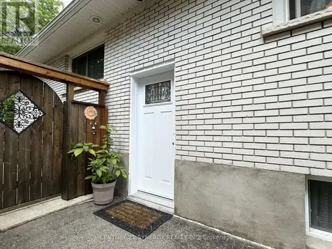 1236 Clyde Avenue Ottawa ON K2C 1Y4