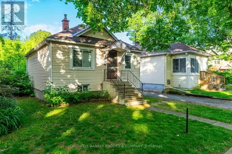149 Sweetland Avenue Ottawa ON K1N 7V1
