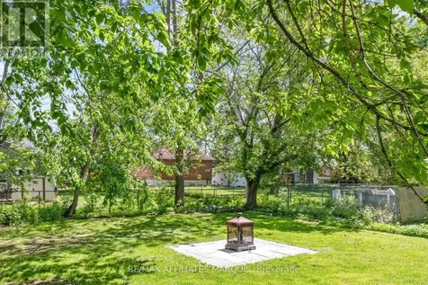 127 Brockville Street Smiths Falls ON K7A 3Y7